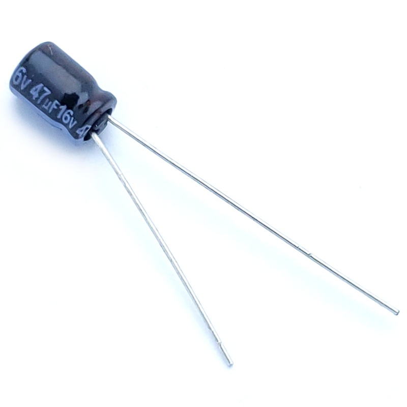 47uF 25 Volt Electrolytic Capacitor