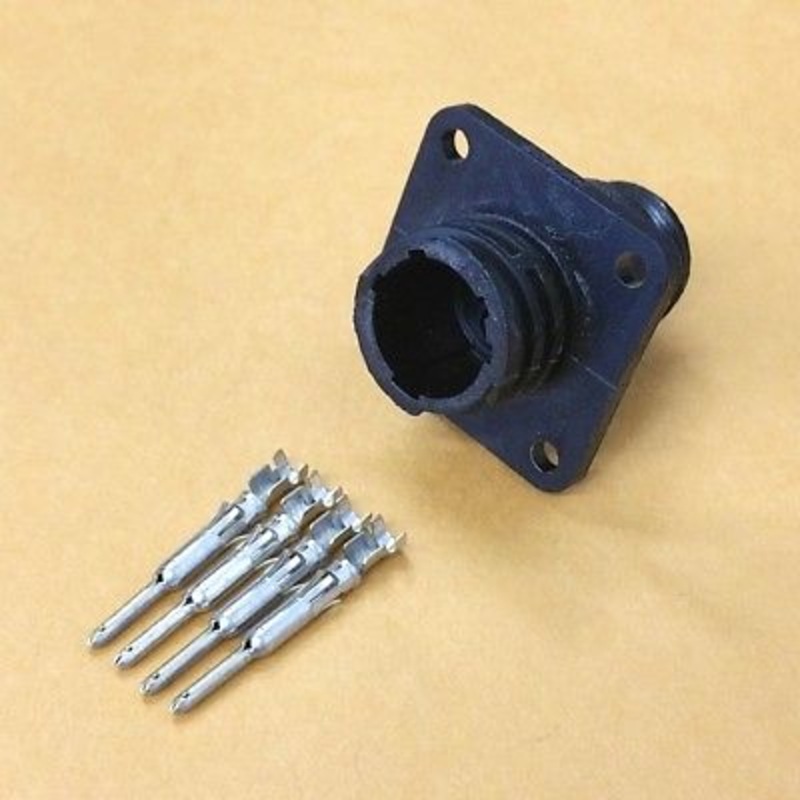 4 Circuit Amp 206061-1, Male CPC Connector with 66589-1 Male Pins